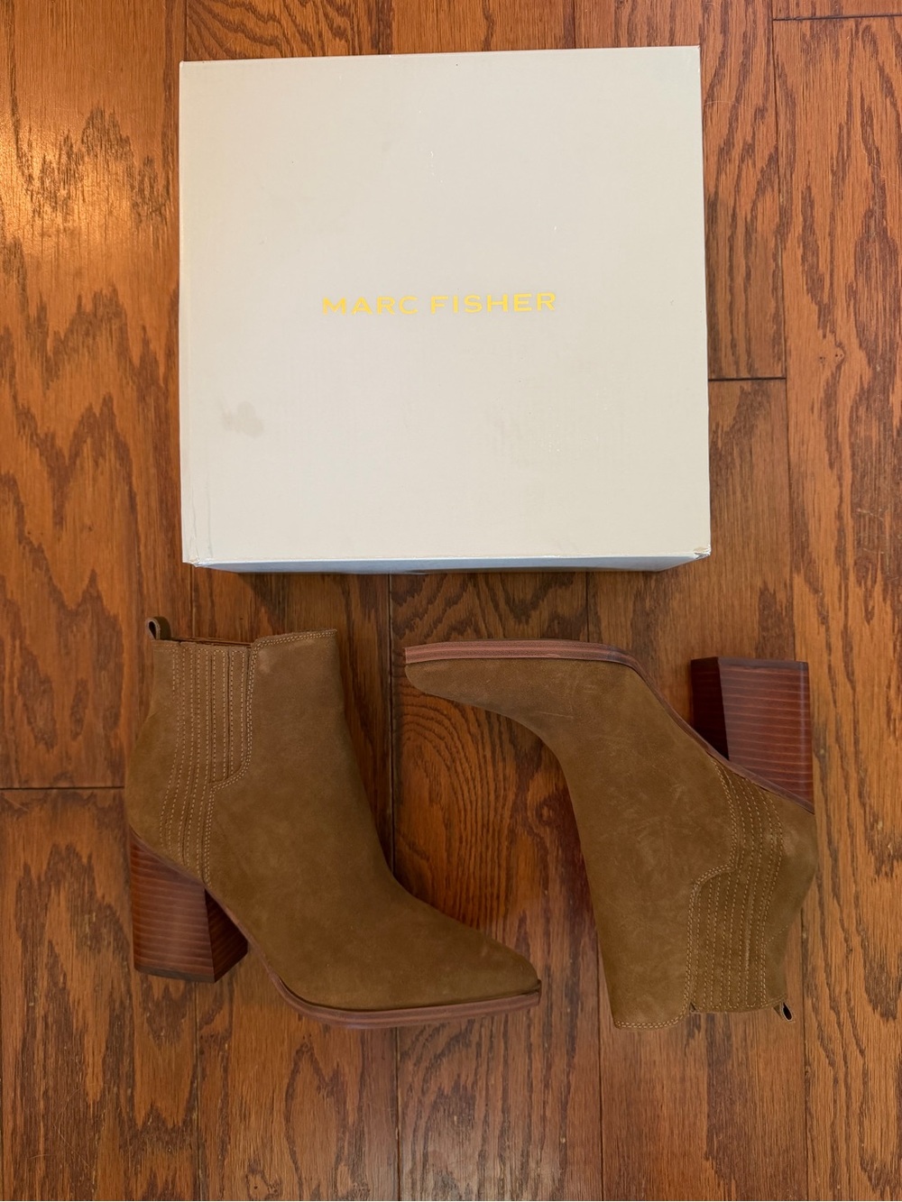 NWT. Marc Fisher. Suede Ankle Booties. Size 7.5.